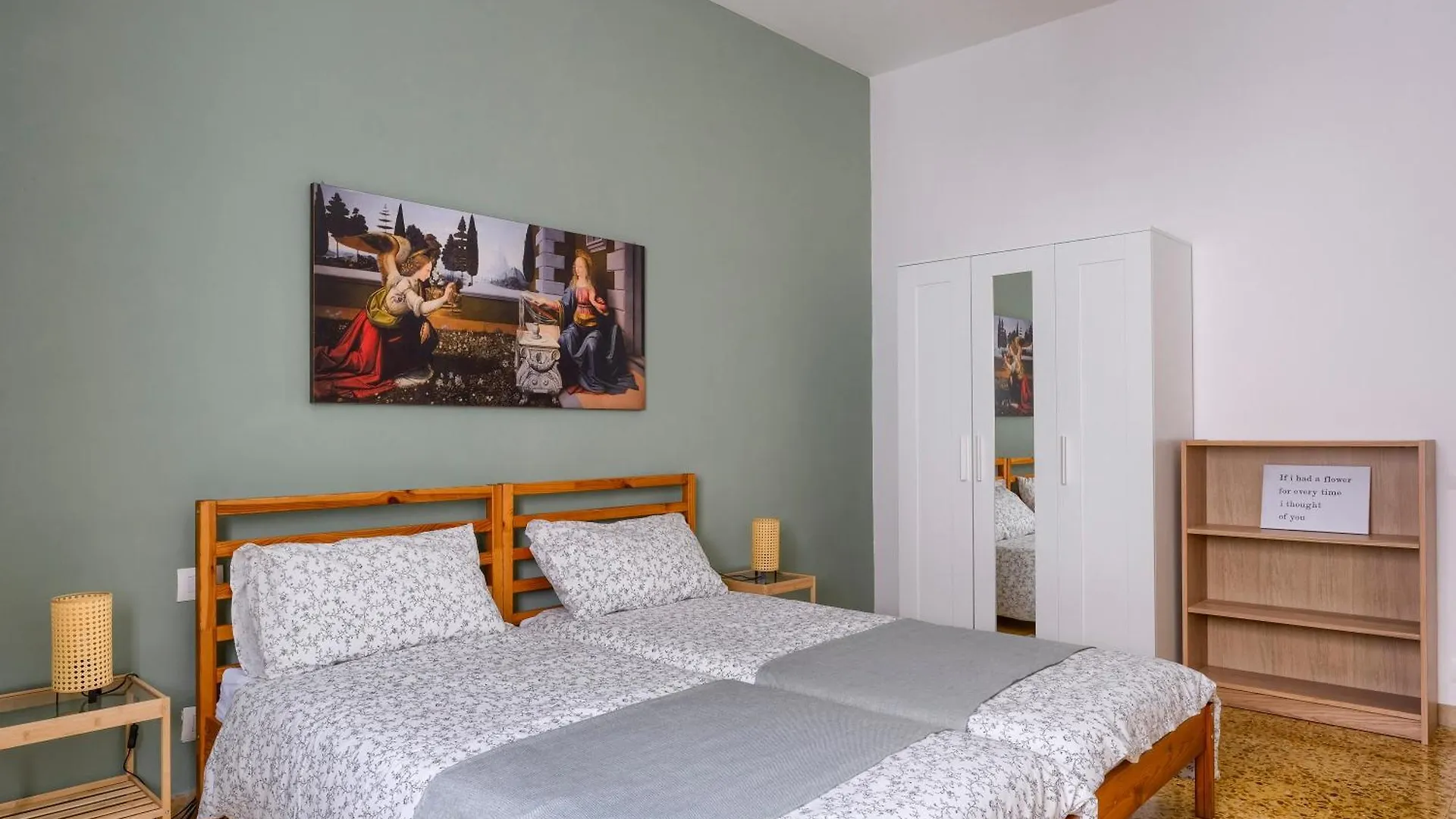 20 Roses Apartment Florenz